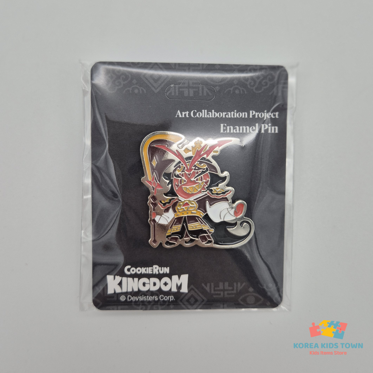 CookieRun Kingdom Pin Badge Brooch Korea (BEAST COOKIE, Shadow Milk)